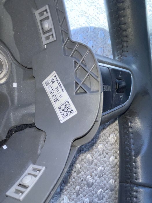 Volante A4 , A5, q5 ,q7 cinzento