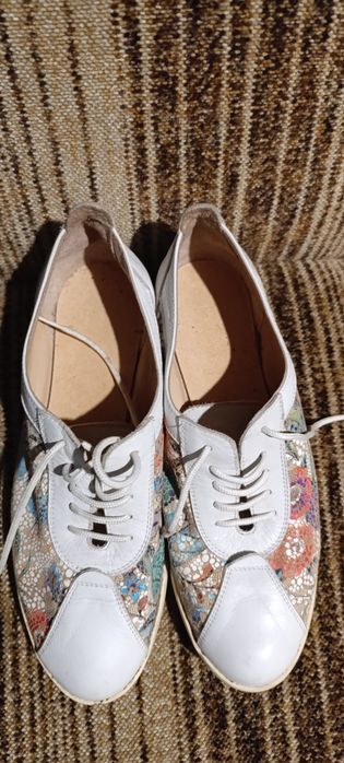 Sprzedam buty damskie