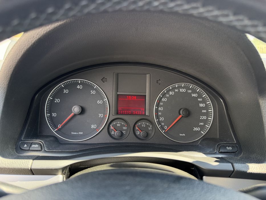 Продам Volkswagen Golf 5, 2006 рік, 1.6 MPI