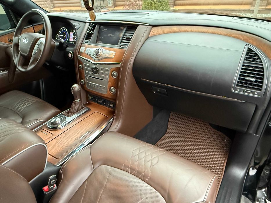 Infiniti QX80 2015 відмінний стан