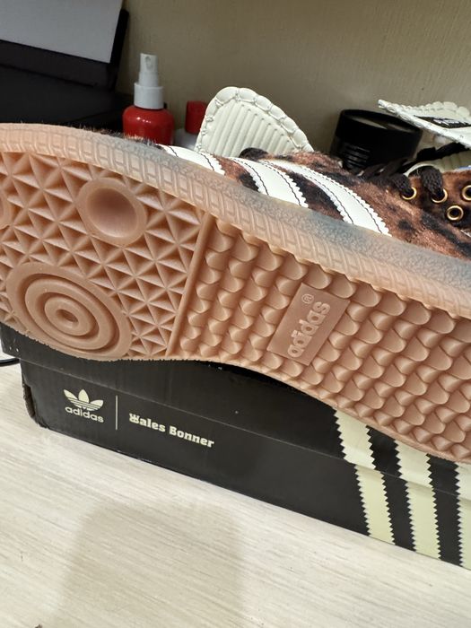 Леопардовые кроссовки adidas