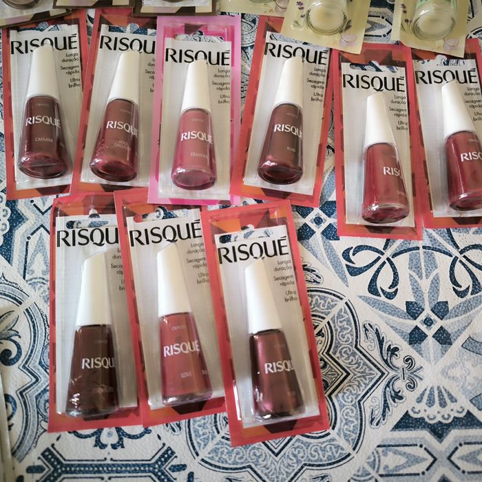 Esmalte verniz risque brasil