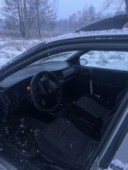 Опель вектра б універсал