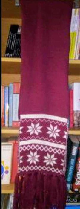 Conjunto Carteira a tiracolo+cachecol Dayaday novos!