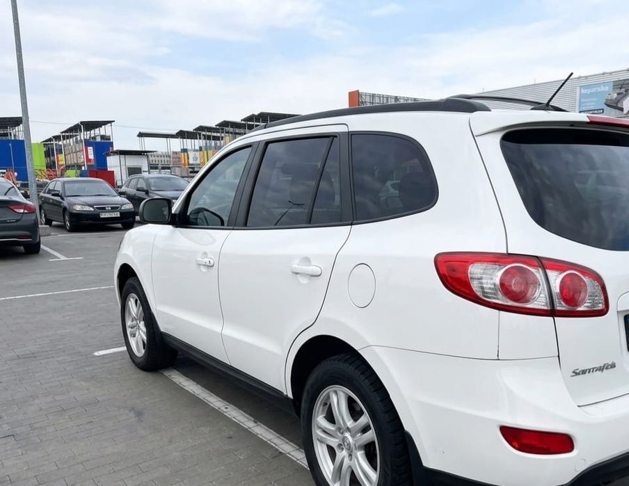 Hyundai Santa FE 2011 VIN 5XYZG3AB2CG104251 фото оголошення 4 з 8