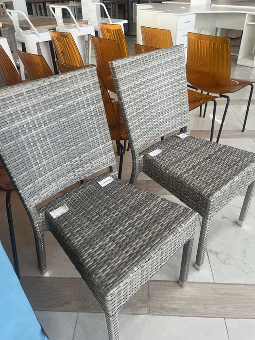 Всё для кафе: столы, стулья, диваны — выгодные цены