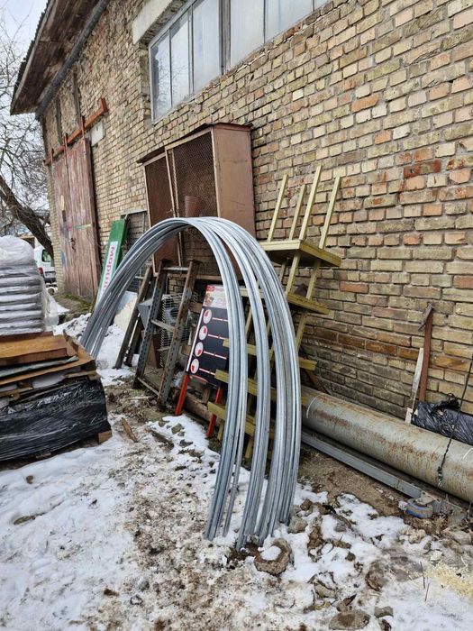 Каркаси теплиця з оцинкованої труби розмір 3.7*6*2м