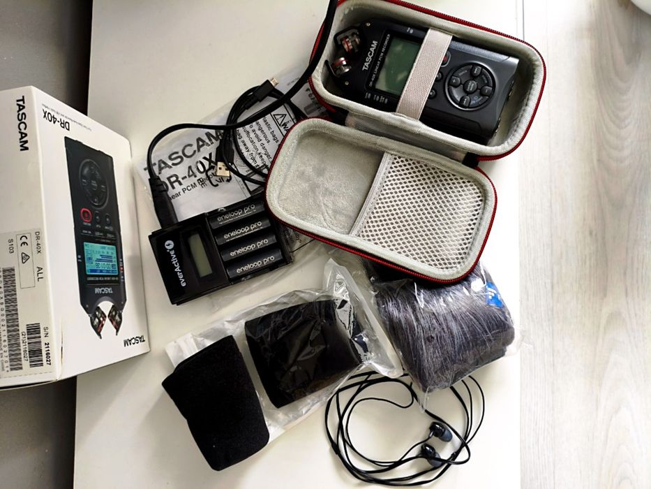 Tascam DR-40x - cyfrowy rejestrator interfejs audio, dyktafon