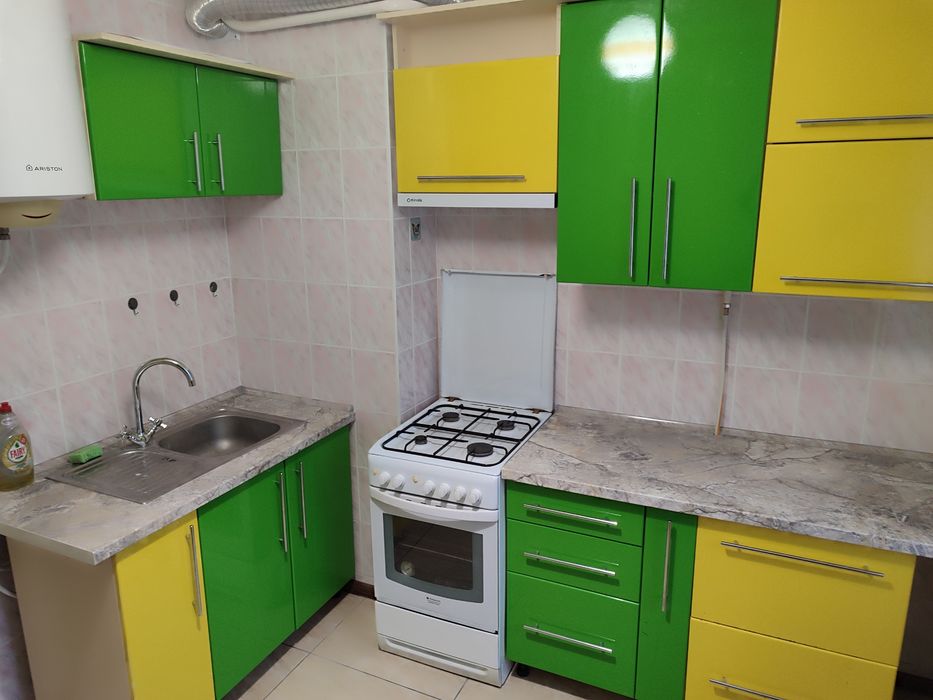 Здам 2-х кімнатну квартиру по Безручка