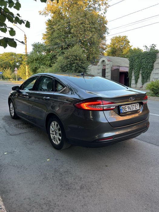 Ford Fusion 2017