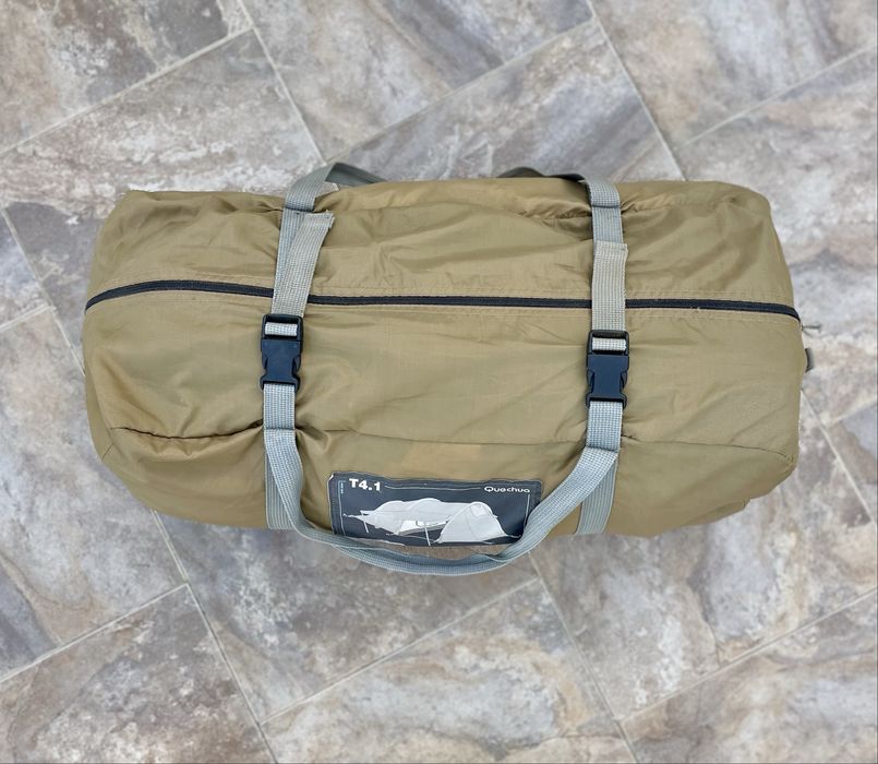 Tenda campismo Quechua t4.1 impecável