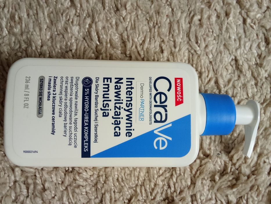 Cerave intensywnie nawilżająca emulsja