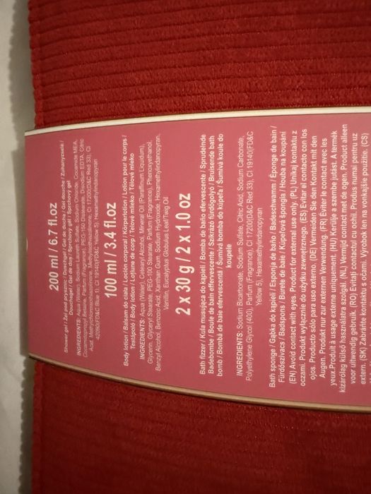 Kosmetyki damskie nowe do pielęgnacij