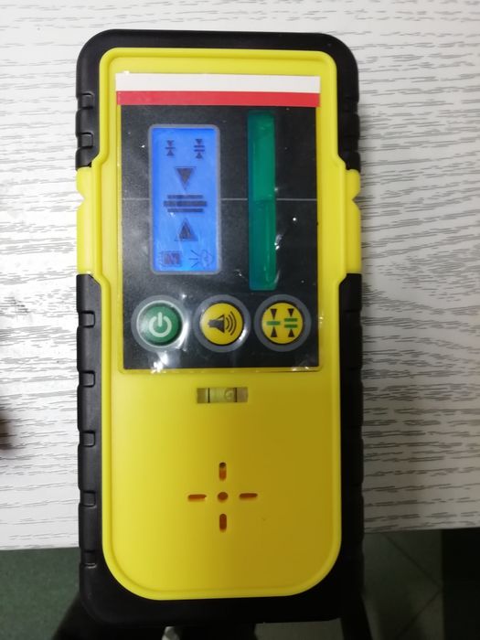 Odbiornik detektor do lasera niwelatora obrotowego z zieloną wiązką
