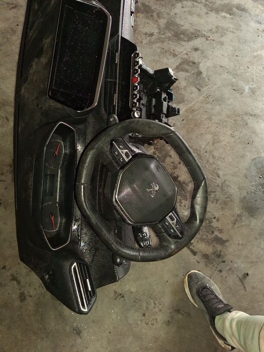 Tablier completo peugeot 208