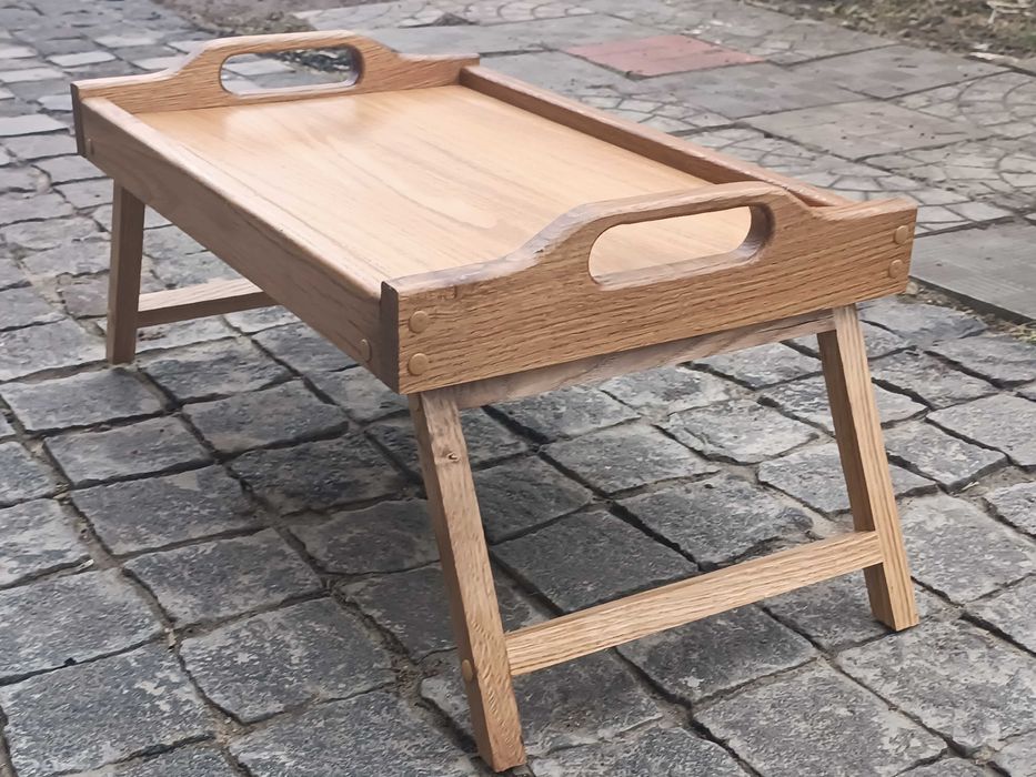 Дубовый столик для завтрака(ноутбука) в постель.