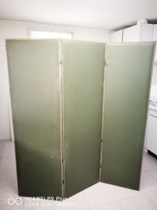 BIOMBO almofadado e forrado