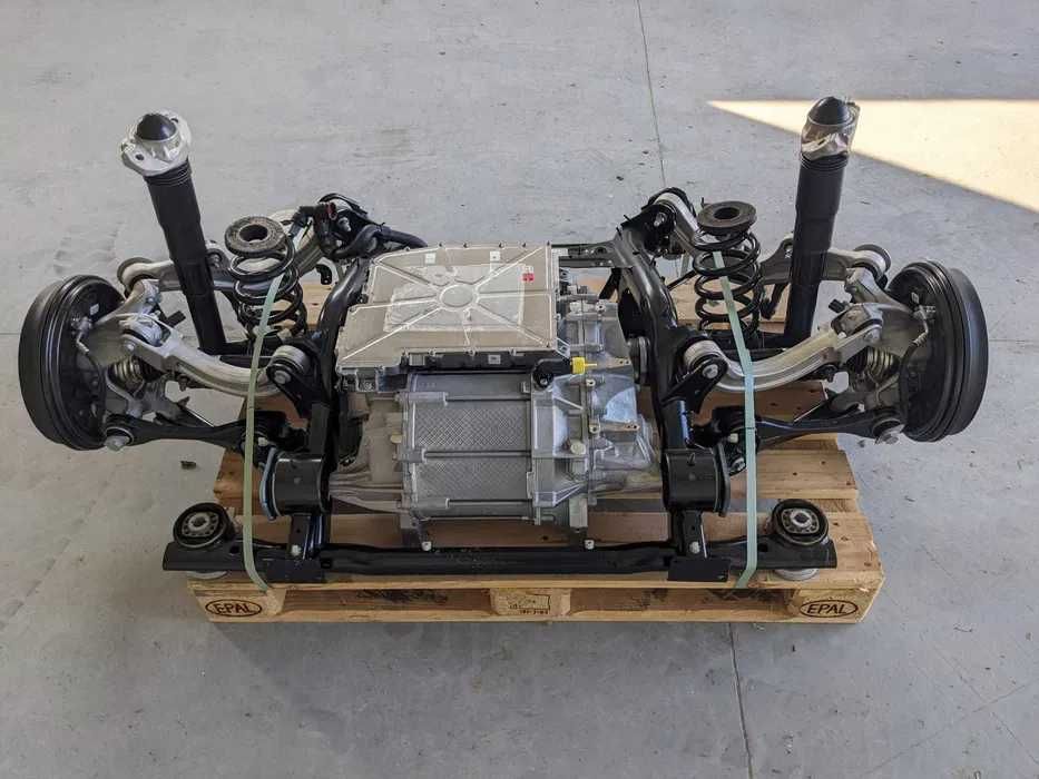 OKAZJA VW Id.4 Id.5  Enyaq kompletny zestaw Silnik EBJ skrzynia UYX