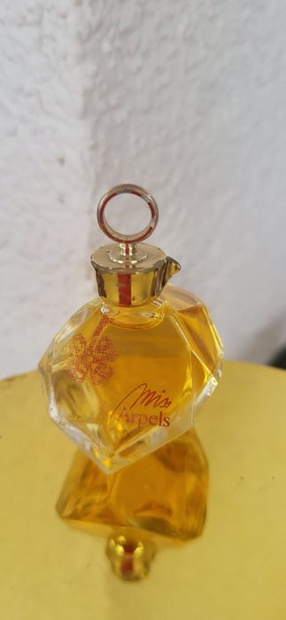 Miss Arpels Van Cliff vintage