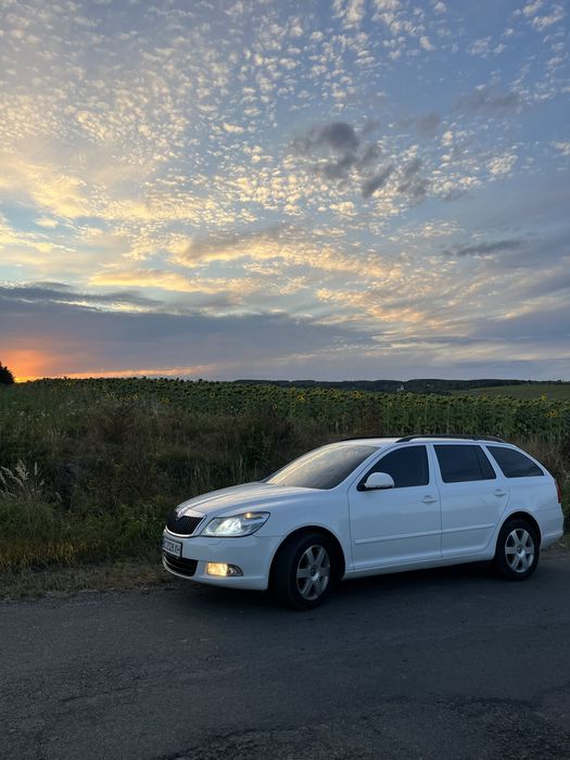 Продається авто, шкода октавія а5 рест