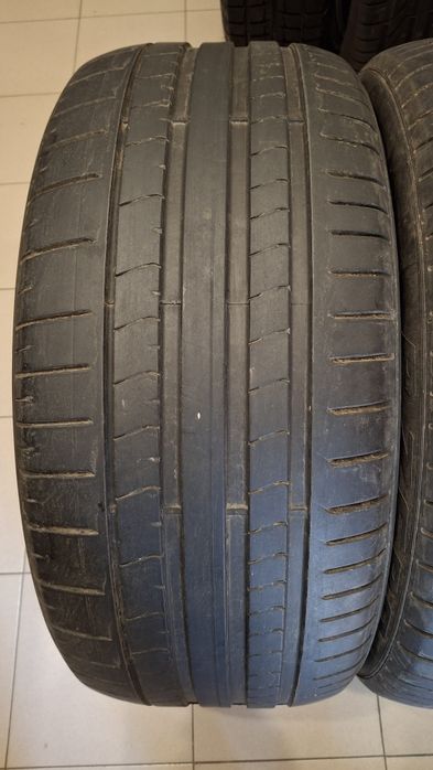 Шини 285/40 R21 Pirelli