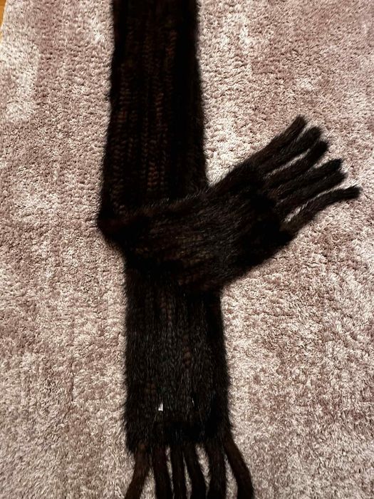 Szal z norki dł. 181.cm szer.ok 17 cm