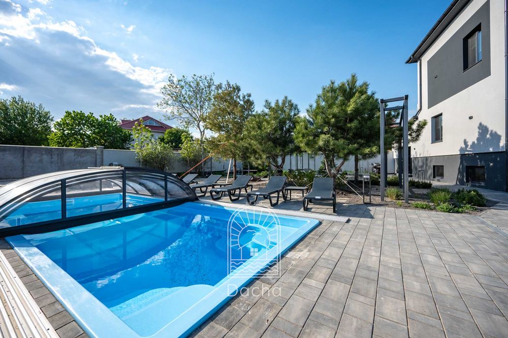 Вілла з лазнею,банкетним залом на 10спалень  для відпочинку /3012