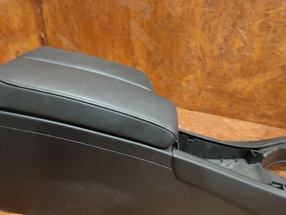 bmw e90 / e91 / e92 / e92 lci oryginalny podłokietnik dzielony + tune