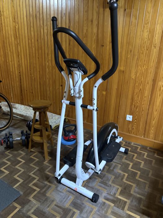 Bicicleta Elíptica de Treino Doméstico – Excelente Estado