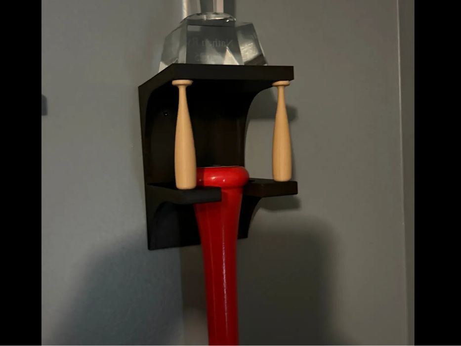 Prateleira de Parede para Taco de Basebol e Troféus