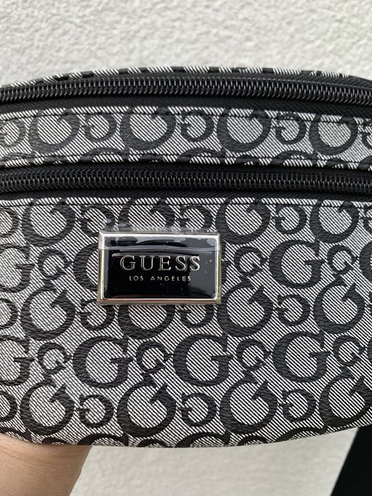 Сумочка Guess