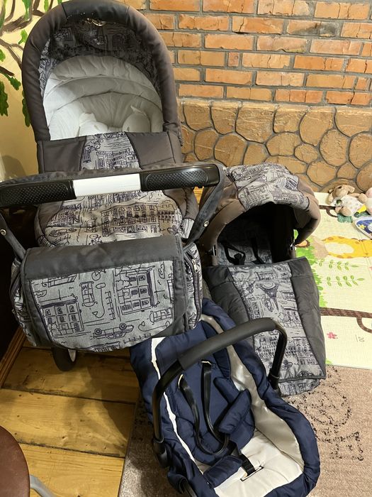 Продам дитячу коляску 2 в 1