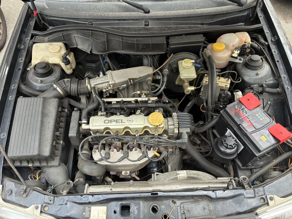 Opel Astra - Junta Queimada