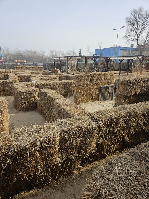 Słoma do oddania za darmo