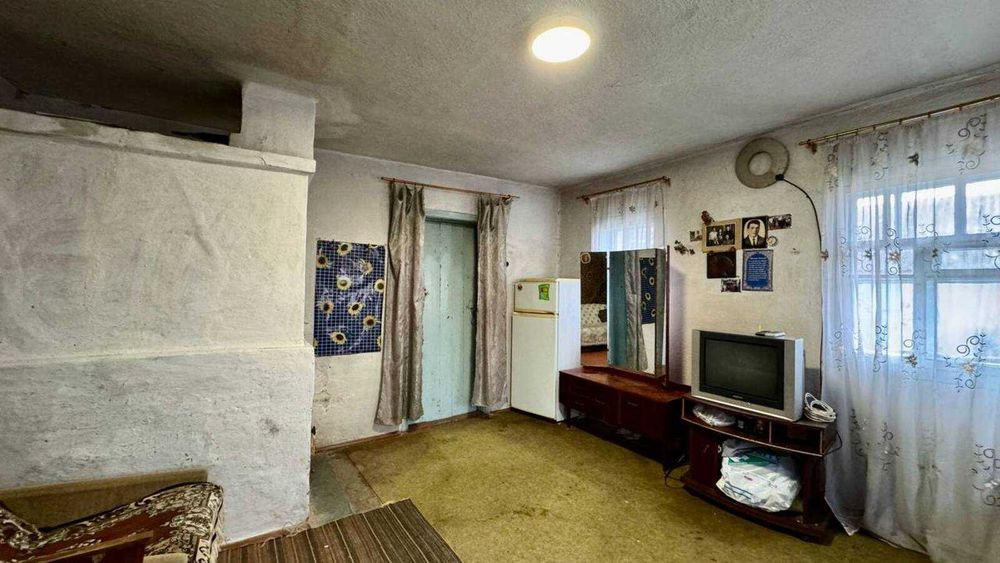 Продам будинок з великою ділянкою в Слободі Дашковецька