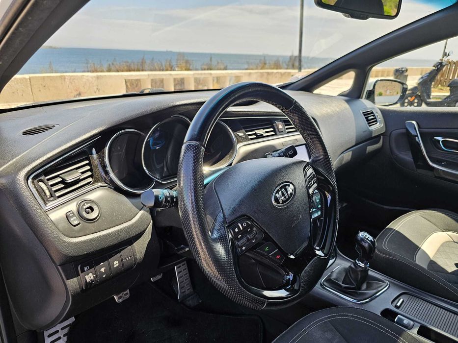 Kia ceed 1.6 Diesel coupé GTline FULL extras [1dono] [nacional] [Desportivo)