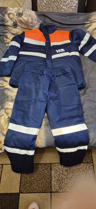 Костюмы рабочий ,зимний. Размер 56-58