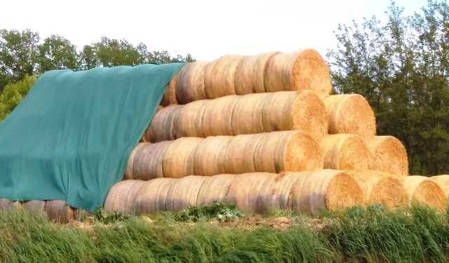 Fliz Agrowłóknina Do Okrywania Bel Słomy i Siana