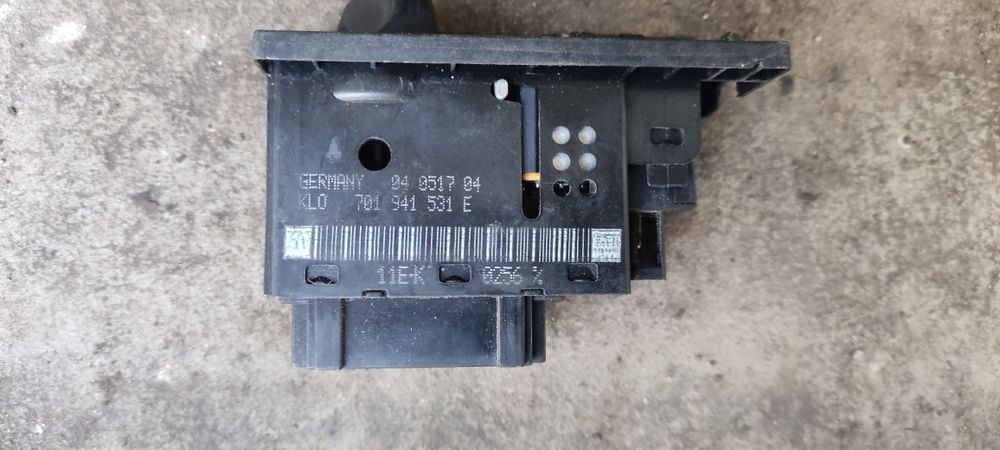 Przełącznik włącznik świateł VW T4 transporter Multivan  oryginał sprawny