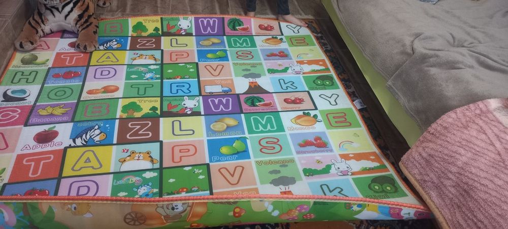 Прдається дитячий новий силіконувий коврик