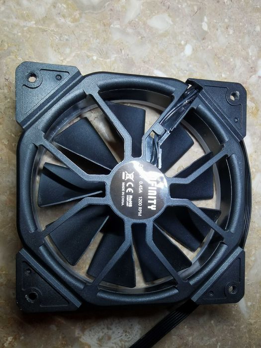 2x NOX 120mm RGB Fans64740050530690123