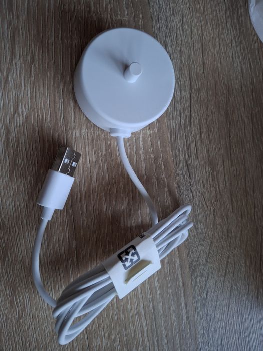Nowa ładowarka do szczoteczki do zębów  Philips sonicare