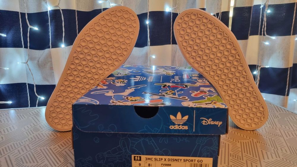 Sapatilha Adidas Originals (nova)