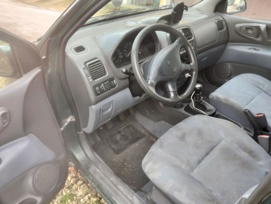 Vendo Mitsubishi space star