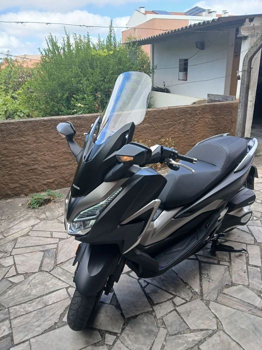 Honda Forza 350 - 8400 Km - Excelente Estado