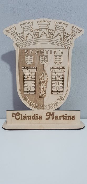 Troféus, emblemas, lembranças