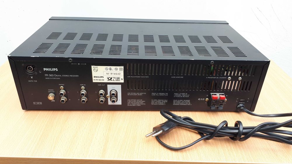 Amplituner PHILIPS FR-563