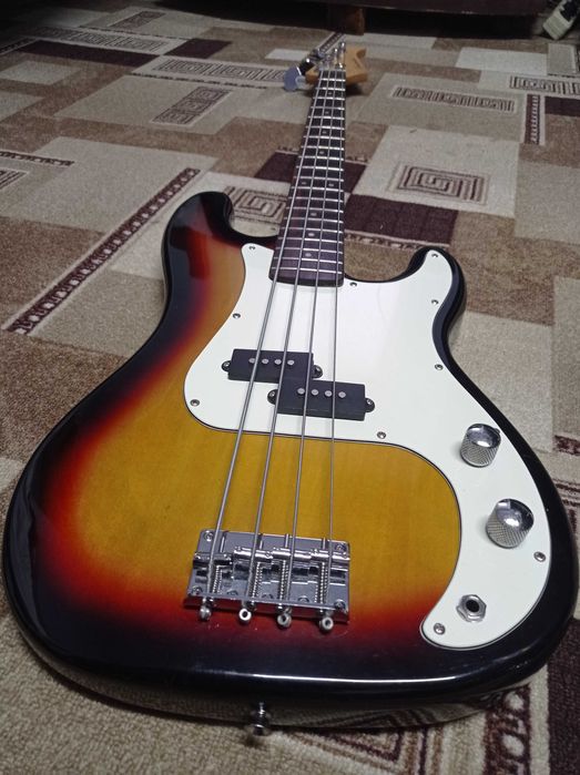 Басс гитара Fantander