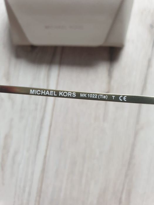 Okulary przeciwsłoneczne Michael Kors MK1022 (TIA)