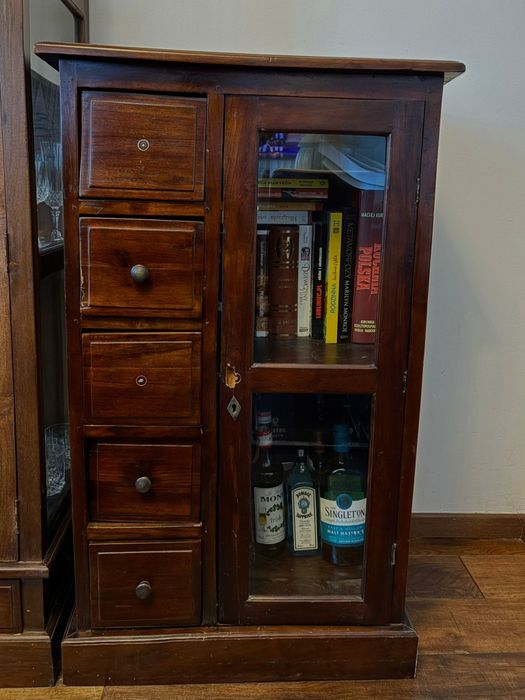 Meble kolonialne do renowacji